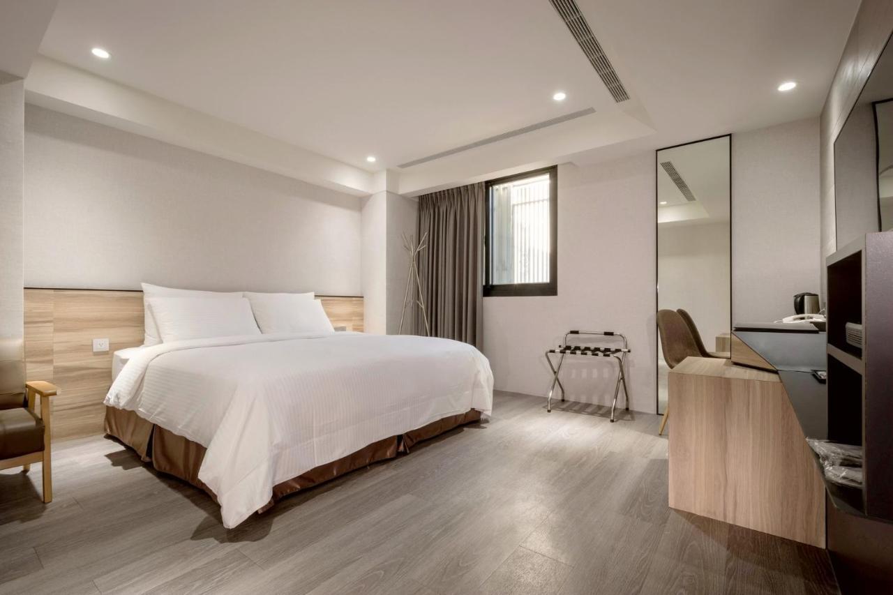 D D Hotel Tainan Exterior foto